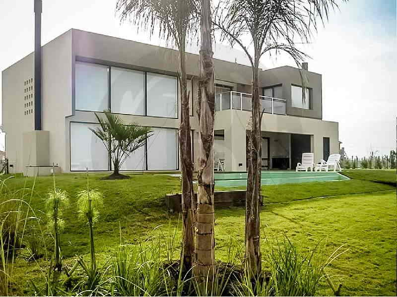 Venta de Casa en Santa Catalina en Santa Catalina, Tigre — Foto 6