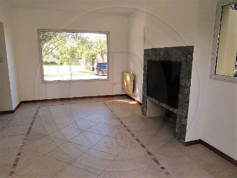 Venta de Casa en Santa Catalina en Santa Catalina, Tigre — Foto 4