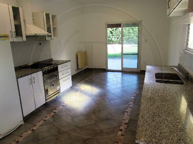 Venta de Casa en Santa Catalina en Santa Catalina, Tigre — Foto 5