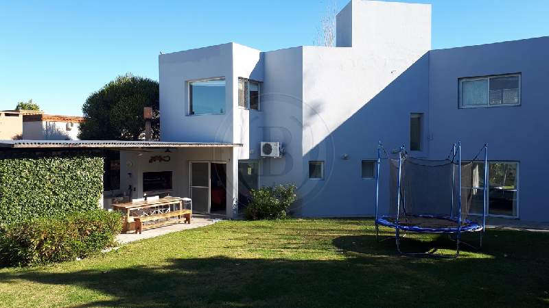 Venta de Casa en Santa Catalina en Santa Catalina, Tigre — Foto 2