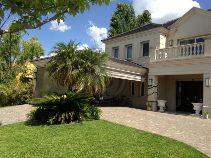 Venta de Casa en Santa Catalina en Santa Catalina, Tigre — Foto 1