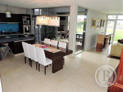 Venta de Casa en Santa Teresa en Santa Teresa, Tigre — Foto 1