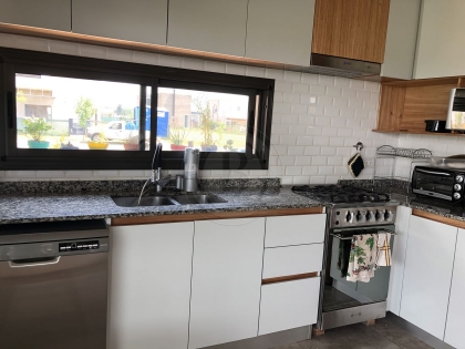 Venta de Casa en Vila Marina en Vila Marina, Tigre — Foto 6