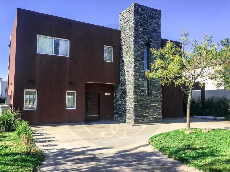 Venta de Casa en Villa Olivos en Villa Olivos, Pilar — Foto 1