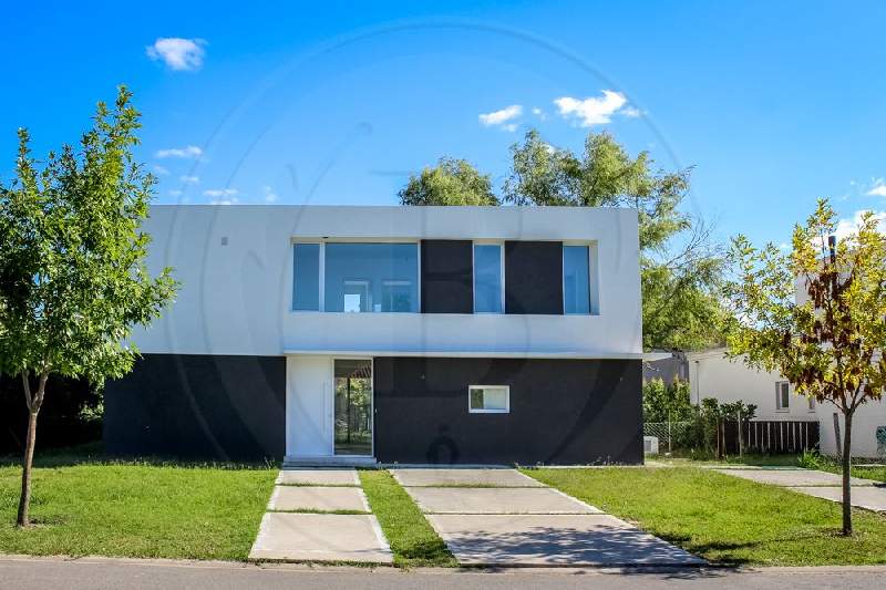 Venta C/renta de Casa en Barbarita - Barbarita