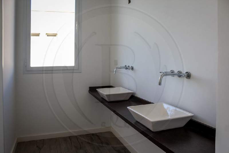 Venta C/renta de Casa en Barbarita en Barbarita, Tigre — Foto 6