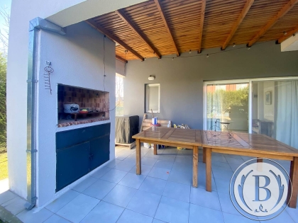 Venta C/renta de Casa en Casas de Santa Maria en Casas de Santa Maria, Tigre — Foto 3