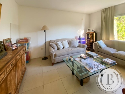 Venta C/renta de Casa en Casas de Santa Maria - Casas de Santa Maria