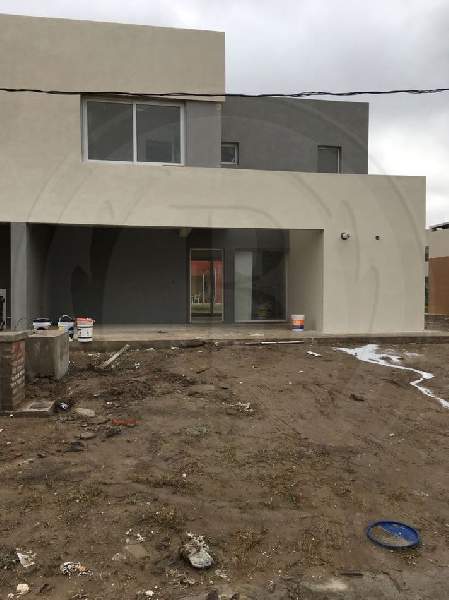 Venta C/renta de Casa en Casas de Santa Maria en Casas de Santa Maria, Tigre — Foto 5
