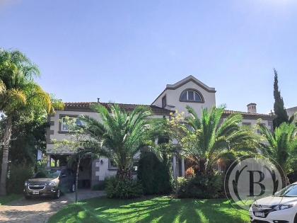 Venta C/renta de Casa en Castores en Castores, Tigre — Foto 2