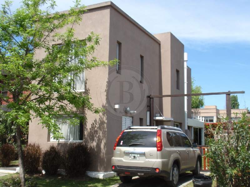 Venta C/renta de Casa en Rincon de Milberg - Rincon de Milberg