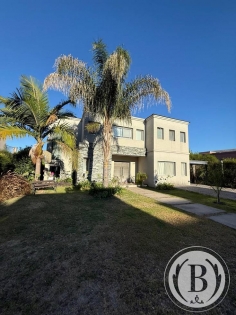 Venta C/renta de Casa en San Francisco - San Francisco