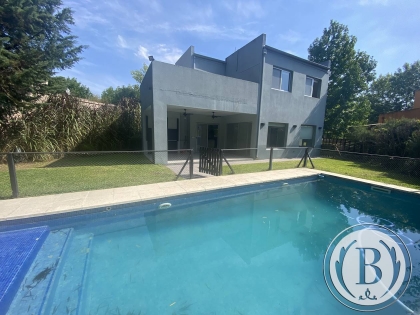 Venta C/renta de Casa en San Isidro Labrador - San Isidro Labrador
