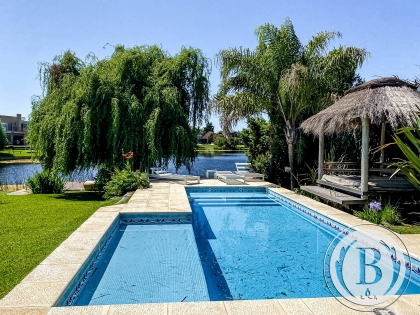 Venta C/renta de Casa en Santa Catalina - Santa Catalina