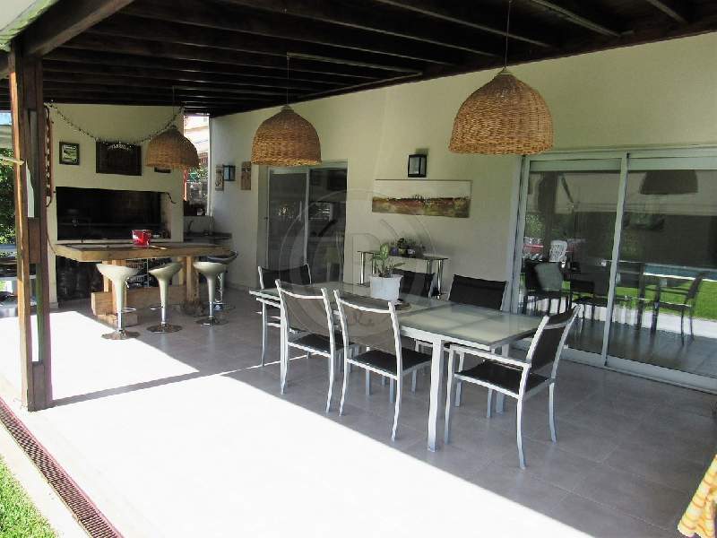 Venta C/renta de Casa en Santa Catalina en Santa Catalina, Tigre — Foto 5