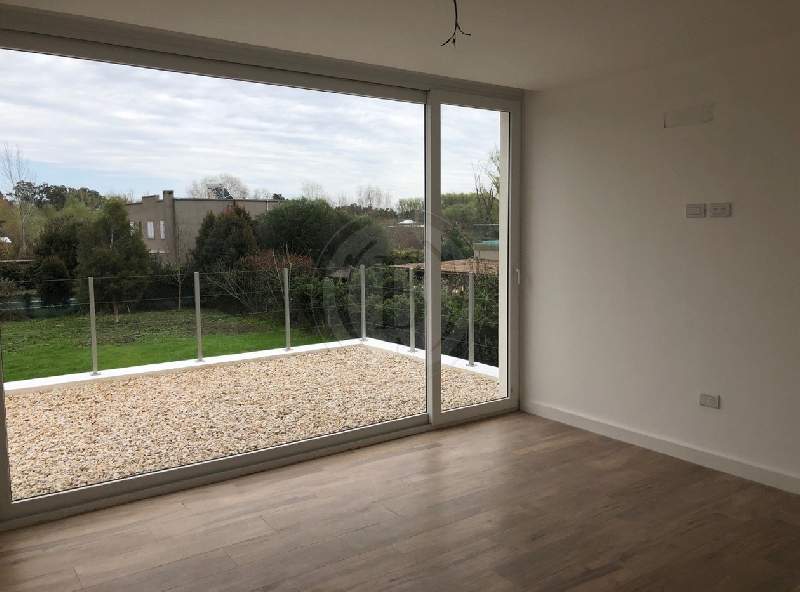Venta C/renta de Casa en Santa Maria De Tigre en Santa Maria De Tigre, Tigre — Foto 6