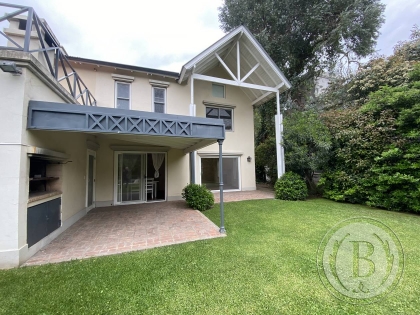 Venta C/renta de Casa en Villa Bertha - Villa Bertha