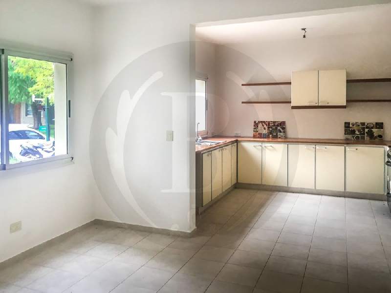 Venta C/renta de Casa en Villa Olivos en Villa Olivos, Pilar — Foto 4