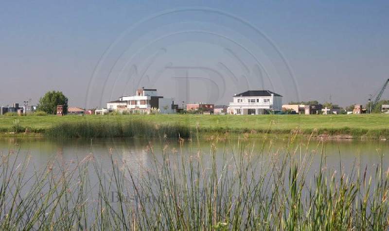 Venta de Lote en San Benito en San Benito, Tigre — Foto 4