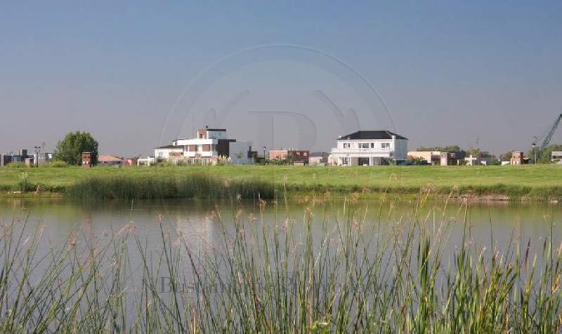 Venta de Lote en San Benito en San Benito, Tigre — Foto 4